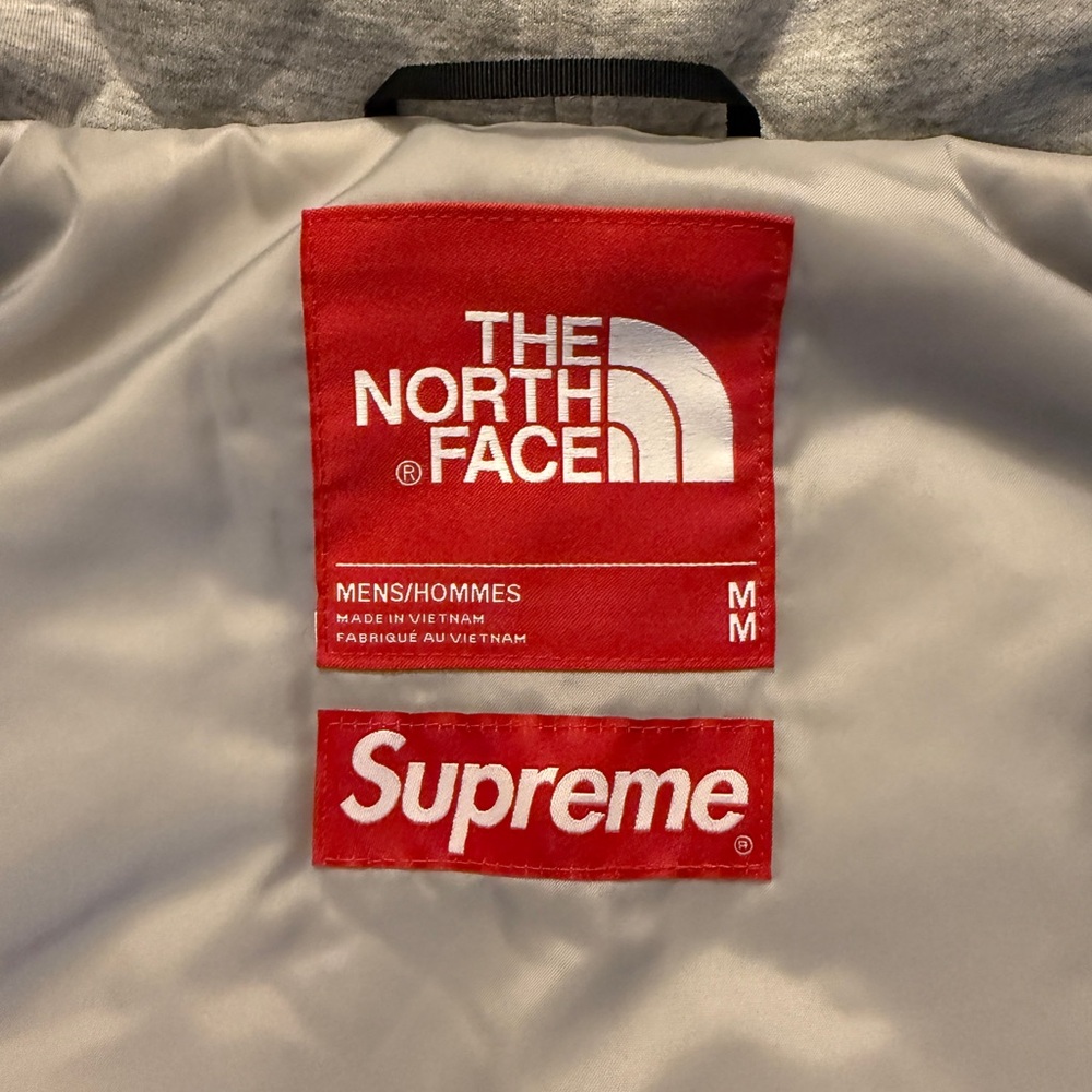 Supreme x The North Face Men's Down Filled Zip Up Hooded Sweatshirt - Picture 3 of 10
